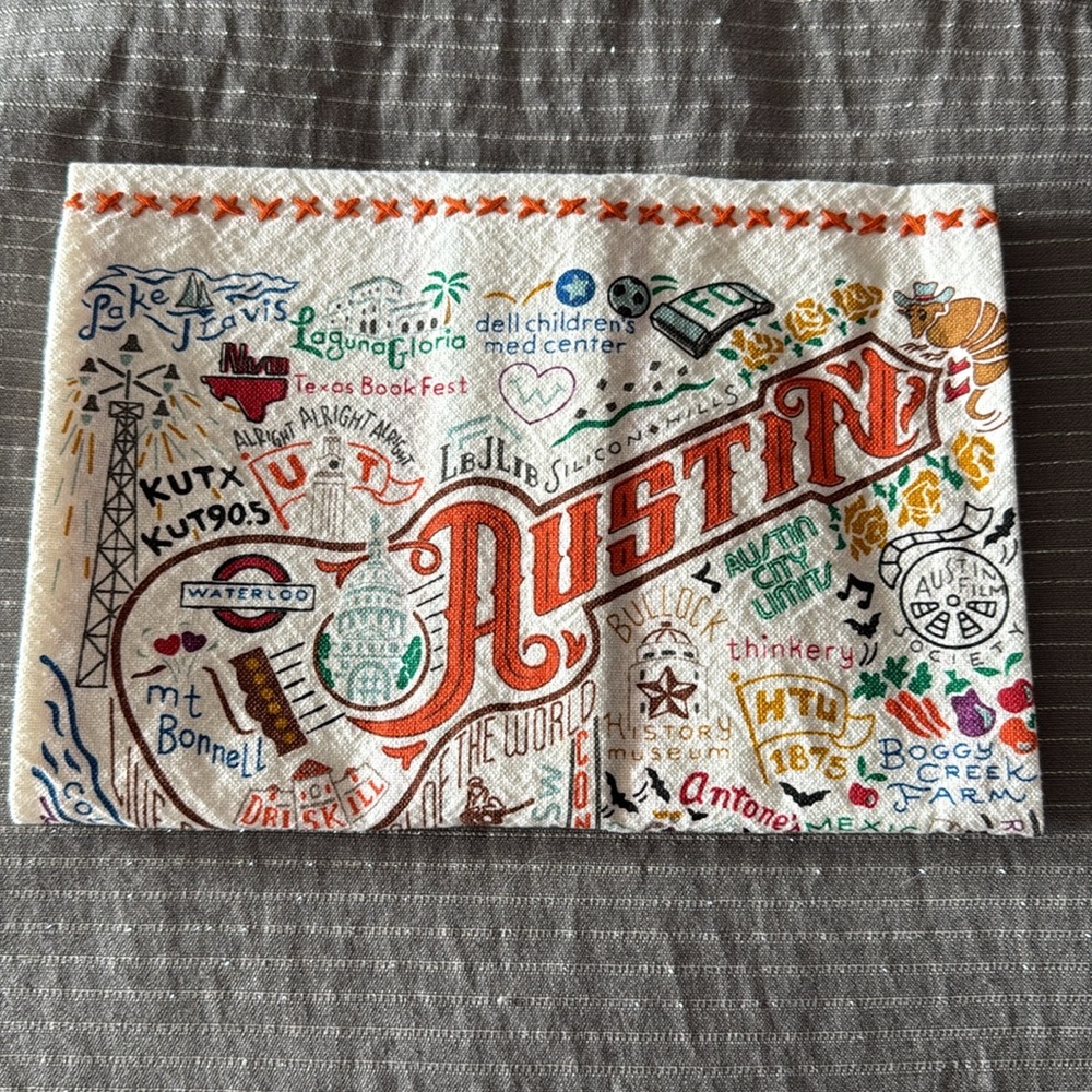 Cat Studio Austin Texas Dish Bar Hand Towel New in Package Never Used - Picture 3 of 9